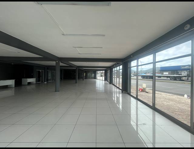 412M² RETAIL FOR SALE IN RICHMOND
